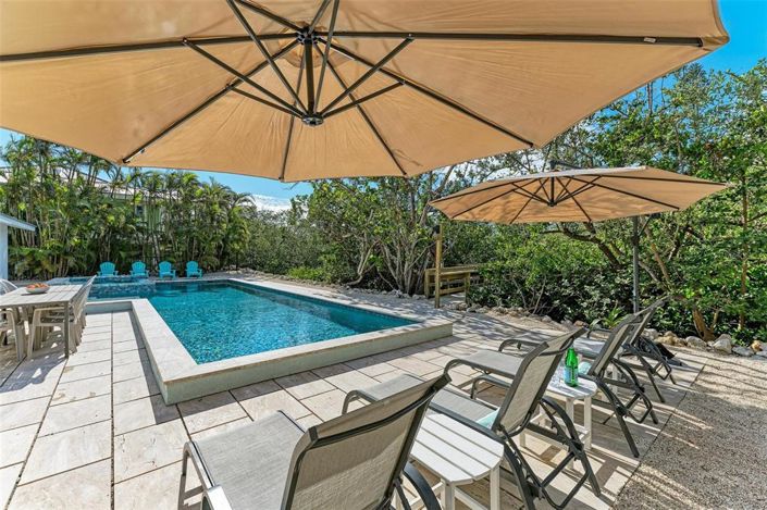 Image No.12-4 Bed Property for sale