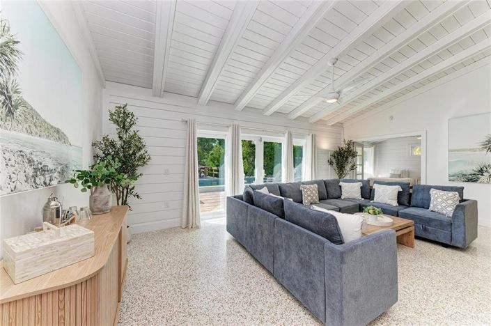 Image No.31-4 Bed Property for sale