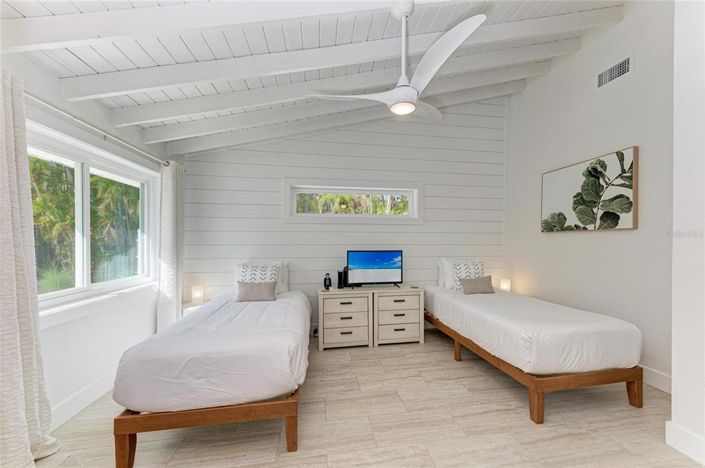 Image No.36-4 Bed Property for sale