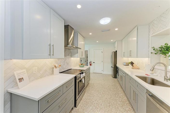 Image No.39-4 Bed Property for sale