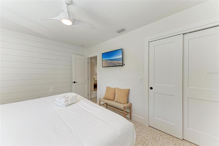 Image No.56-4 Bed Property for sale