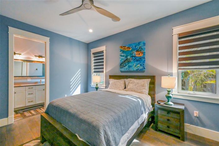 Image No.34-11 Bed Property for sale