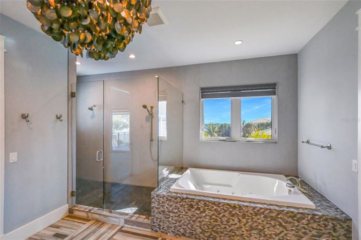 Image No.49-11 Bed Property for sale