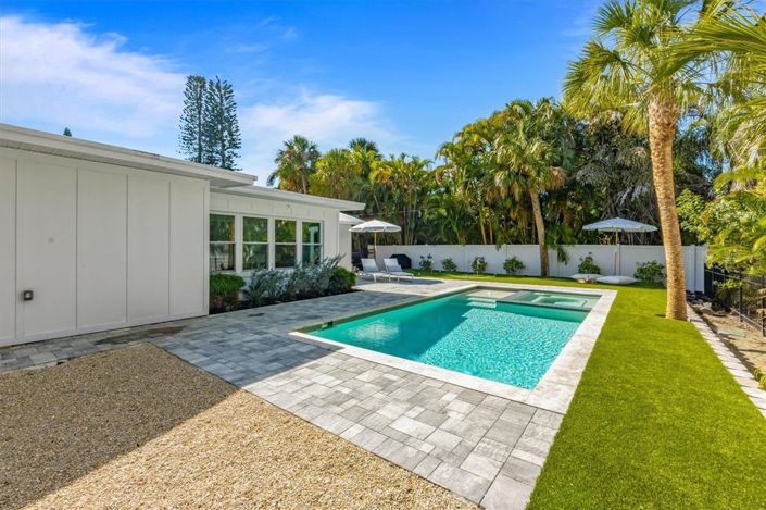 Image No.9-Propriété de 3 chambres à vendre à Holmes Beach