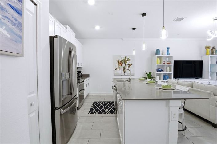 Image No.12-4 Bed Townhouse for sale