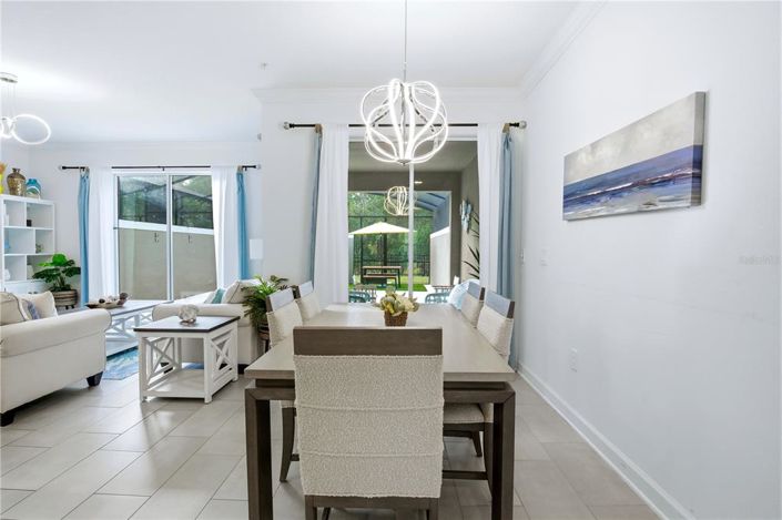 Image No.17-4 Bed Townhouse for sale