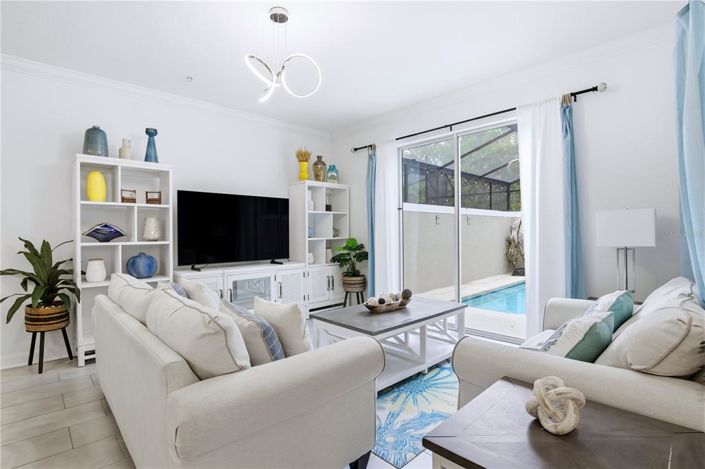 Image No.19-4 Bed Townhouse for sale