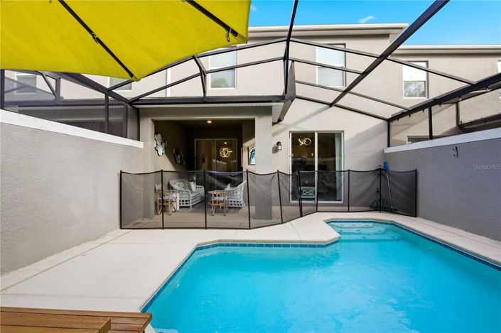 Image No.25-4 Bed Townhouse for sale