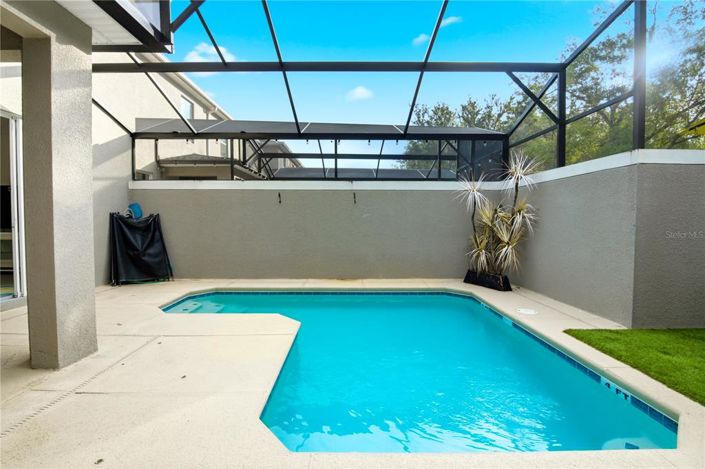 Image No.26-4 Bed Townhouse for sale