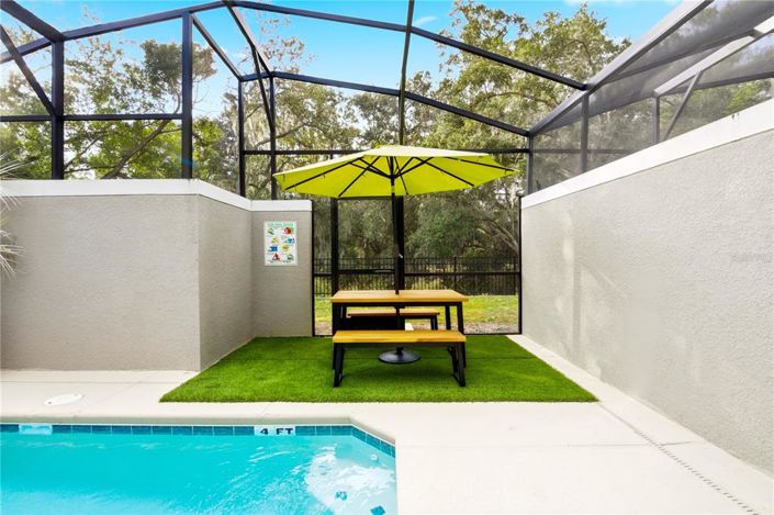 Image No.27-4 Bed Townhouse for sale