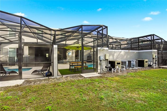 Image No.28-4 Bed Townhouse for sale