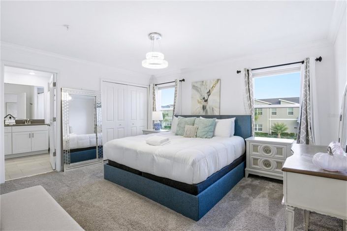 Image No.30-4 Bed Townhouse for sale