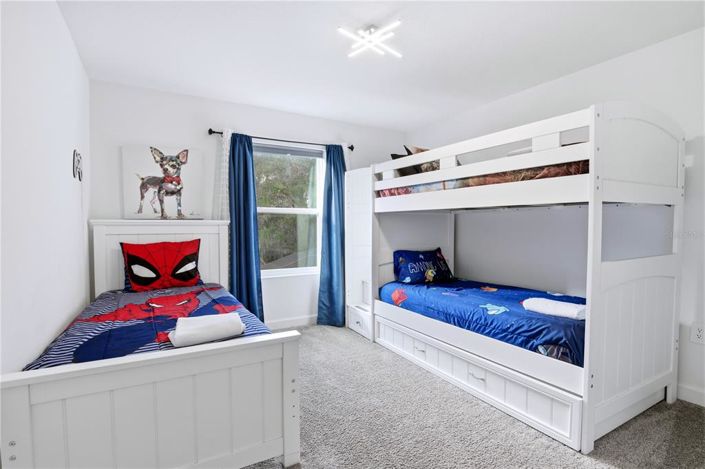 Image No.37-4 Bed Townhouse for sale