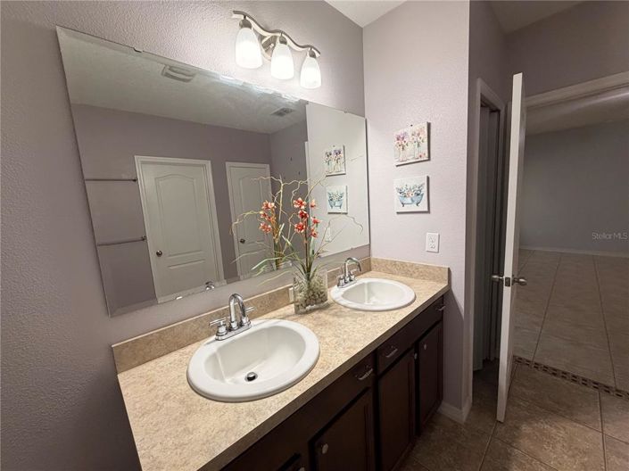 Image No.18-Propriété de 3 chambres à vendre à Clermont