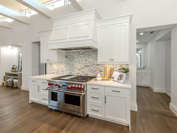 Image No.22-4 Bed Property for sale