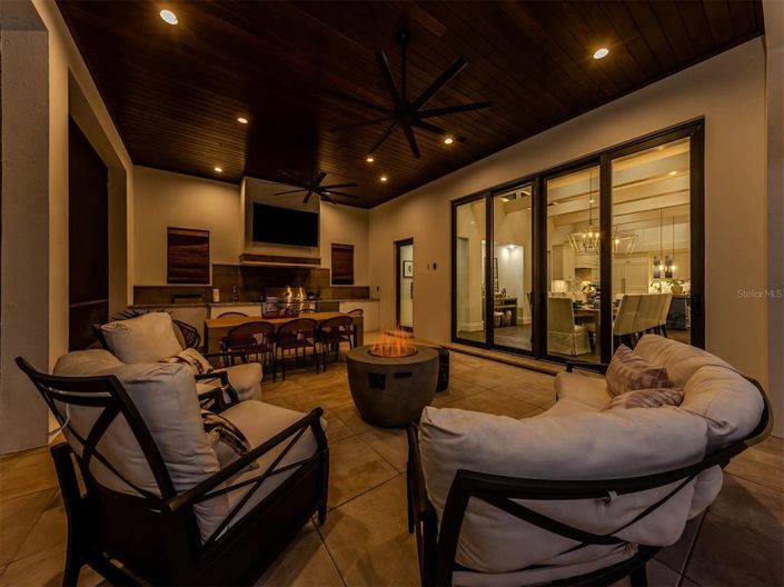 Image No.52-4 Bed Property for sale