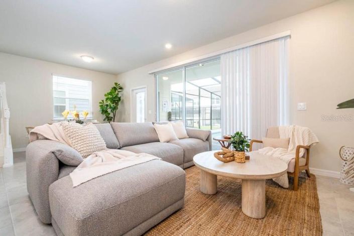 Image No.3-5 Bed Townhouse for sale