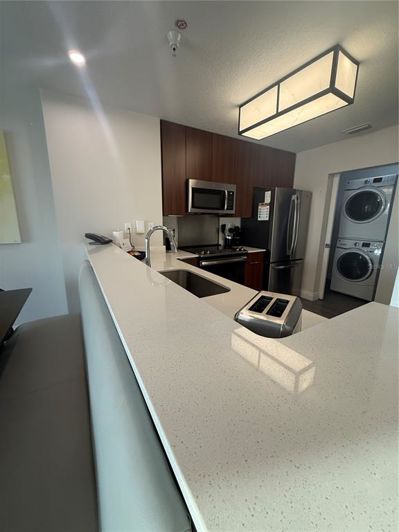 Image No.10-3 Bed Property for sale