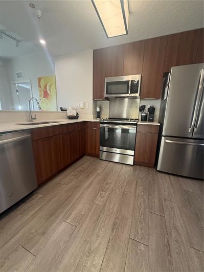 Image No.12-3 Bed Property for sale