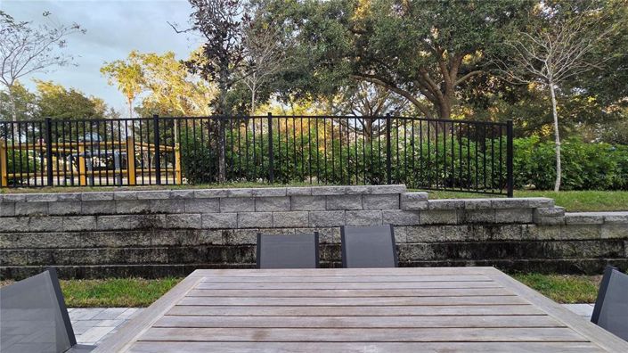 Image No.16-3 Bed Townhouse for sale