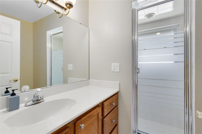 Image No.19-4 Bed Property for sale