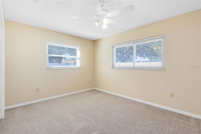 Image No.20-4 Bed Property for sale