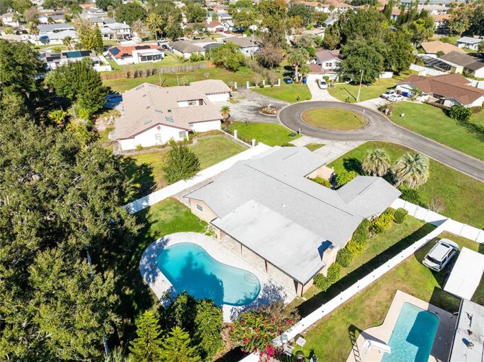 Image No.27-4 Bed Property for sale