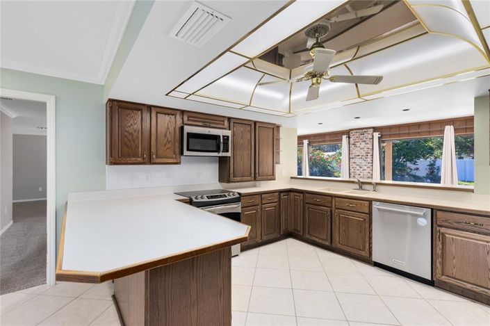 Image No.6-4 Bed Property for sale