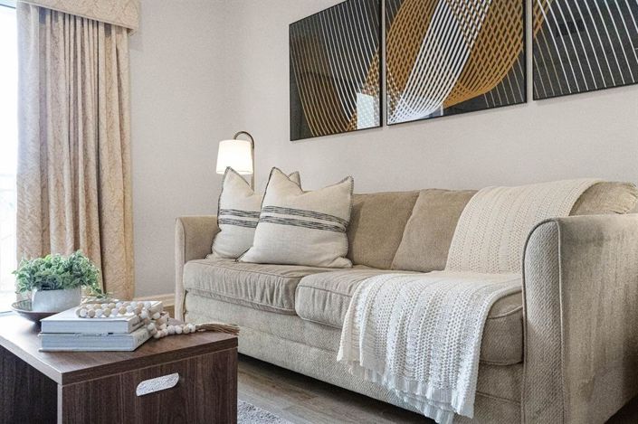 Image No.18-2 Bed Property for sale