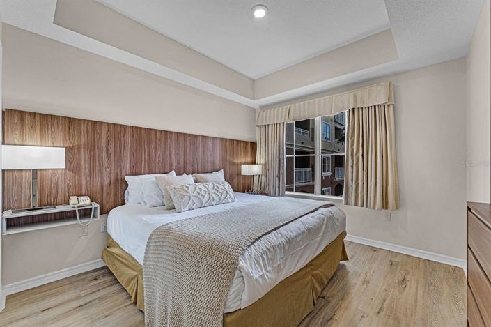 Image No.3-2 Bed Property for sale