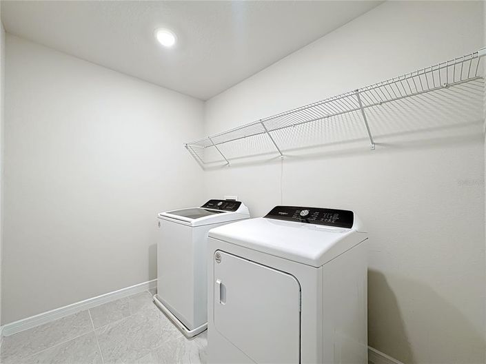 Image No.19-5 Bed Property for sale