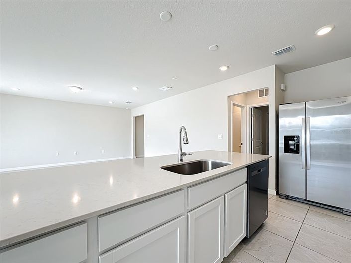 Image No.6-5 Bed Property for sale