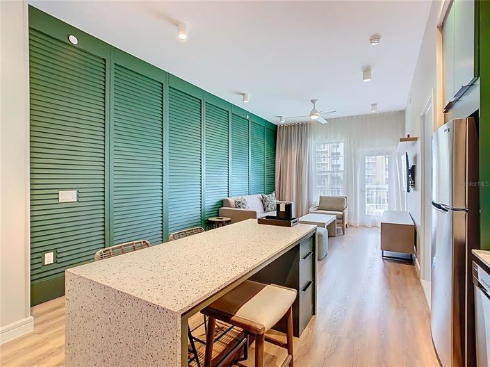 Image No.10-1 Bed Property for sale