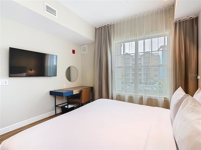 Image No.18-1 Bed Property for sale