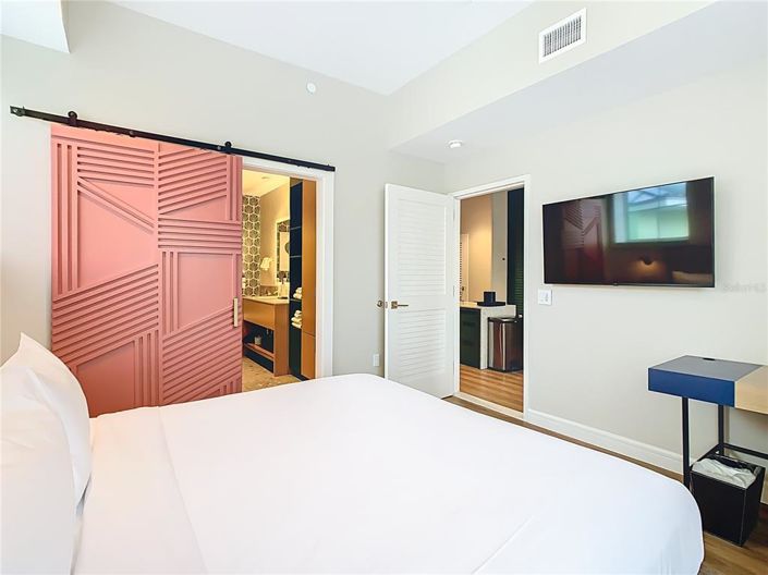 Image No.20-1 Bed Property for sale