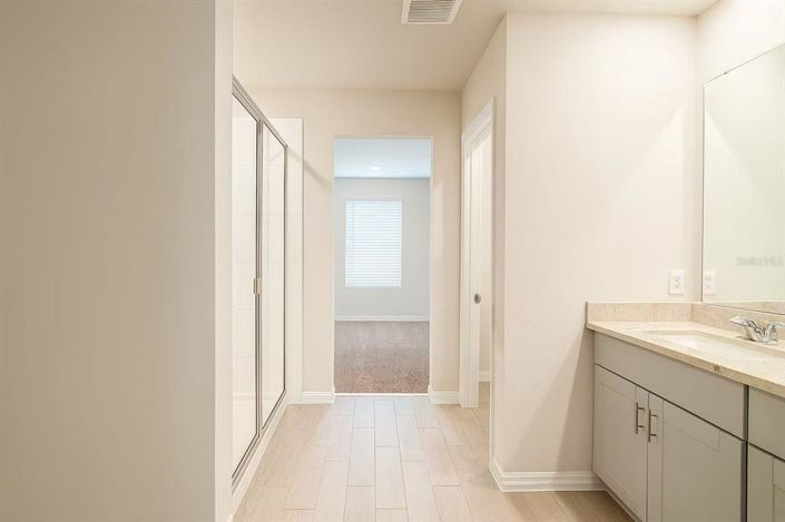 Image No.15-Propriété de 4 chambres à vendre à Clermont