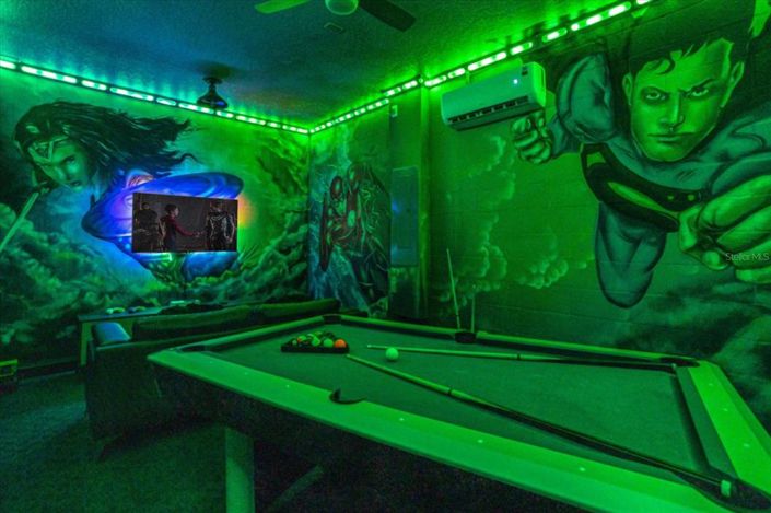 Image No.2-6 Bed Property for sale