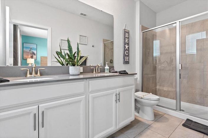 Image No.21-6 Bed Property for sale