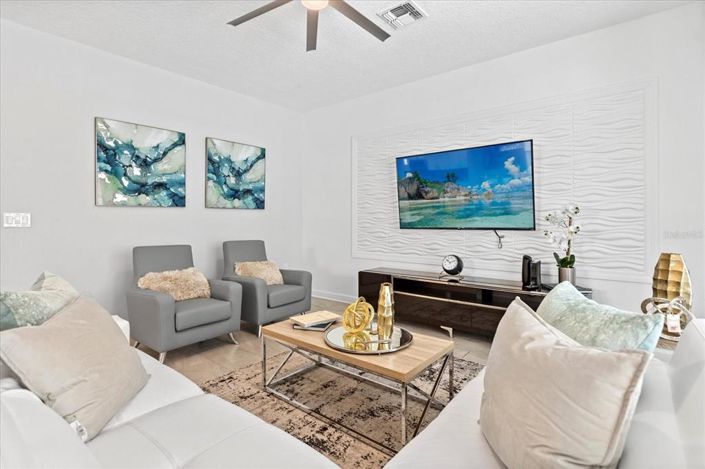 Image No.44-6 Bed Property for sale