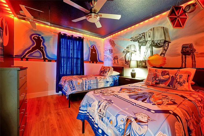 Image No.3-5 Bed Property for sale