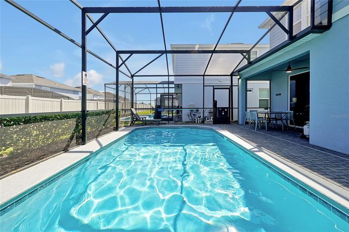 Image No.30-5 Bed Property for sale