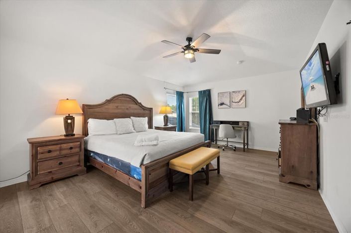 Image No.13-4 Bed Property for sale