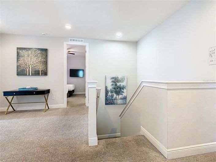 Image No.24-8 Bed Property for sale