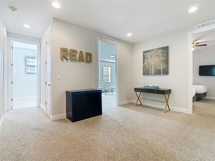 Image No.26-8 Bed Property for sale