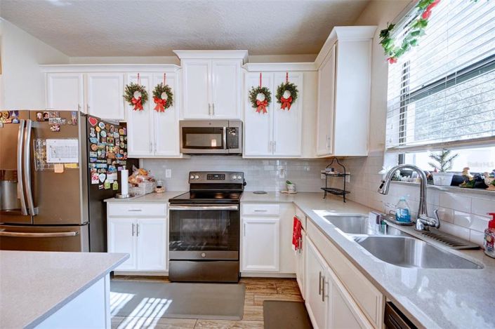 Image No.12-3 Bed Townhouse for sale