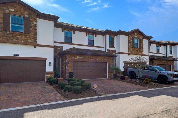 Image No.33-3 Bed Townhouse for sale