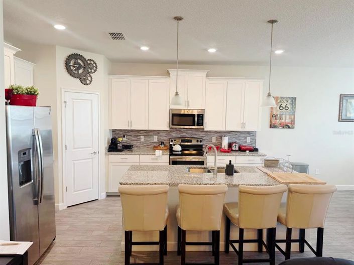 Image No.4-Propriété de 4 chambres à vendre à Kissimmee