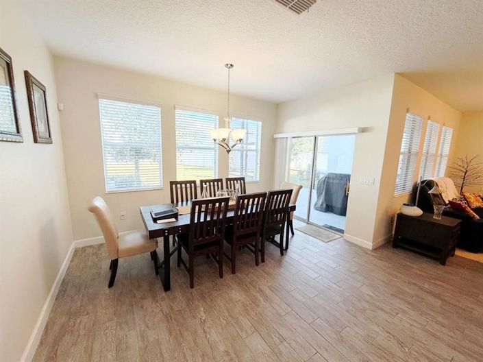 Image No.5-Propriété de 4 chambres à vendre à Kissimmee