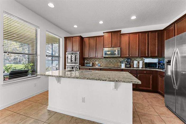 Image No.16-4 Bed Property for sale