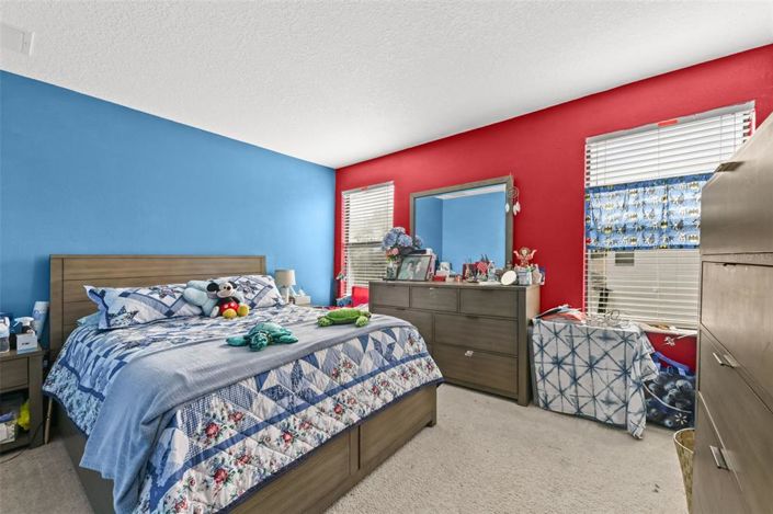 Image No.30-4 Bed Property for sale